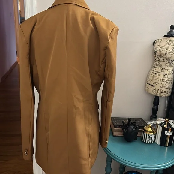 Oversized Blazer - Picture 3 of 4